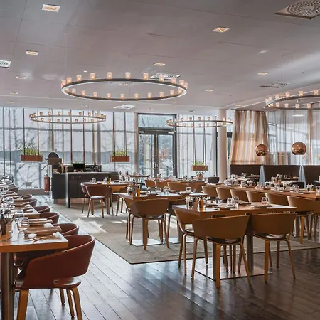 Courtyard By Marriott Stockholm Kungsholmen-3